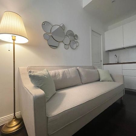 Bilocale Di Prestigio: Milano Centro Apartment Luaran gambar